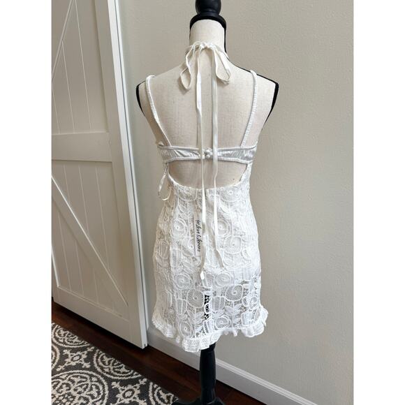 For Love & Lemons NWT White Lace Floral Choker Neck Harriet Mini Dress Medium - Picture 5 of 14